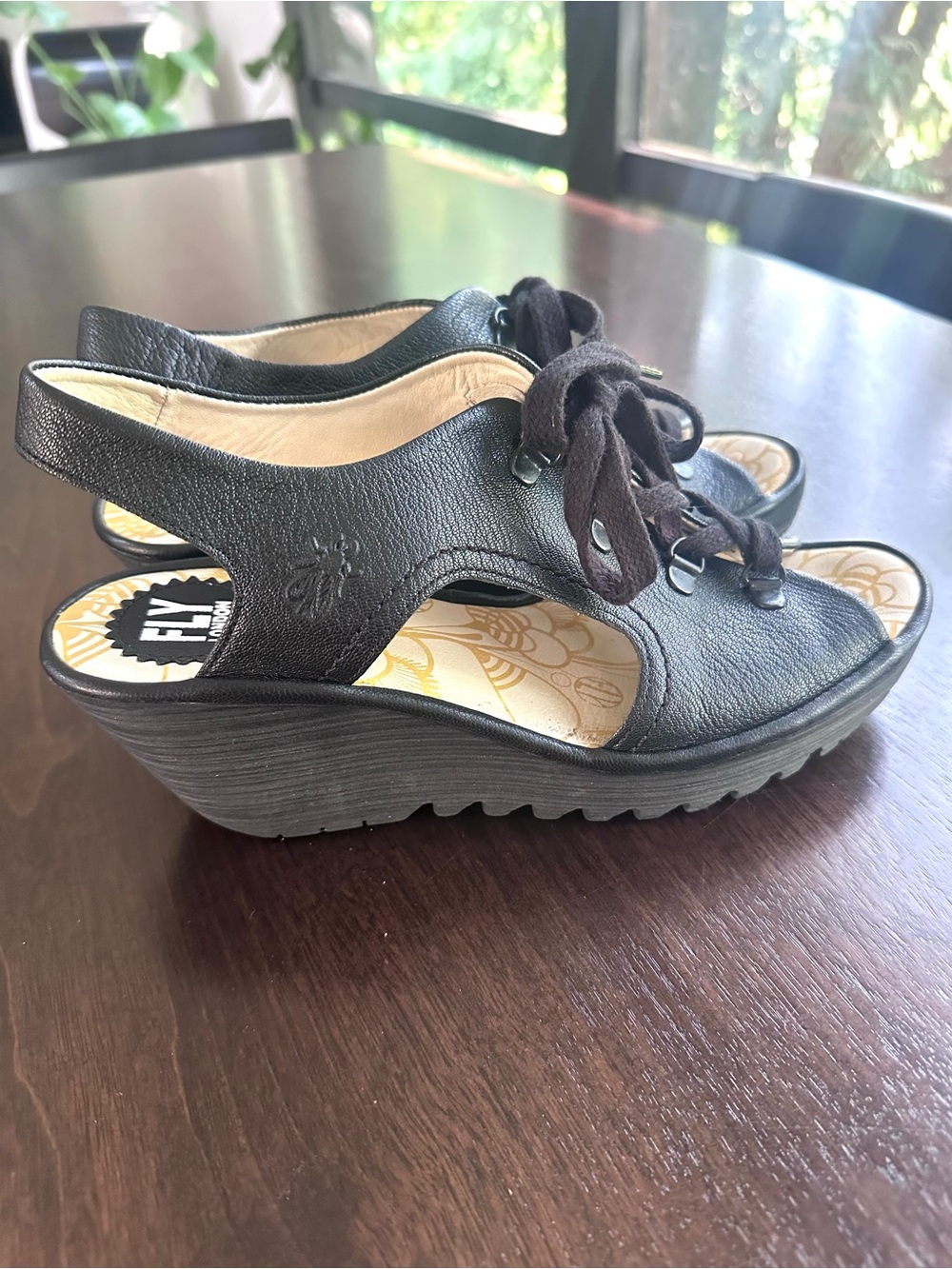FLY London Women's Black YLFA Leather Wedge Lace Up Wedge Sandals 40 9 EUC